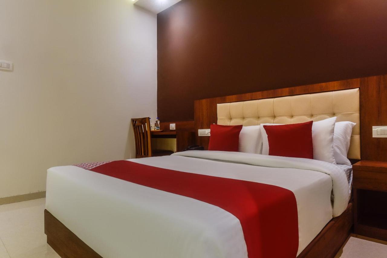 מלון Bhiwandi Oyo Shubham Residency מראה חיצוני תמונה