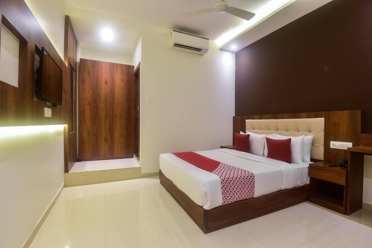 מלון Bhiwandi Oyo Shubham Residency מראה חיצוני תמונה